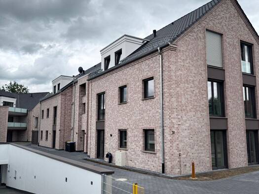 Wohnung zur Miete - Erstbezug 1.125 € 3 Zimmer 96,5 m² EG frei ab 01.10.2026 Im Erlei 51 Varensell Rietberg 33397