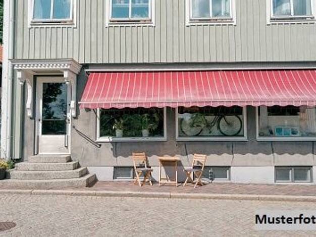 Gewerbeobjekt zum Kauf als Kapitalanlage geeignet 880.000 € 8 Zimmer 547 m² 258 m² Grundstück Gurtweil Waldshut-Tiengen 79761