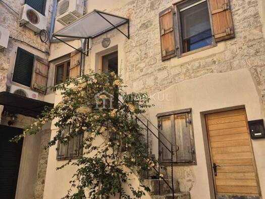 Haus zum Kauf 350.000 € 3 Zimmer 150 m² Betina, Tisno Tisno 22240