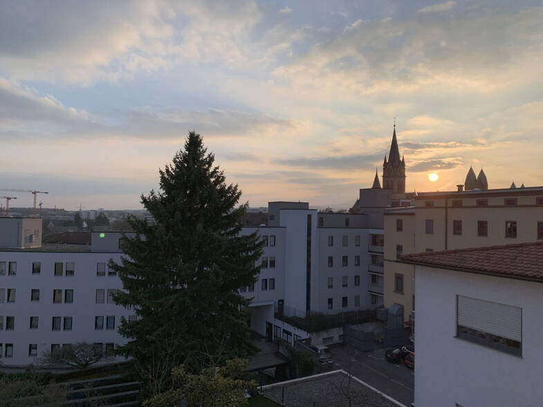 Wohnung zur Miete 2.100 € 4 Zimmer 135 m² 4. Geschoss frei ab 12.07.2025 Louisenstraße 69 Wahlbezirk 12 Bad Homburg 61348