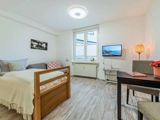 Wohnung zur Miete auf Zeit 990 € 1 Zimmer 28 m² frei ab 01.11.2026 Nordend-Ost Frankfurt am Main 60389