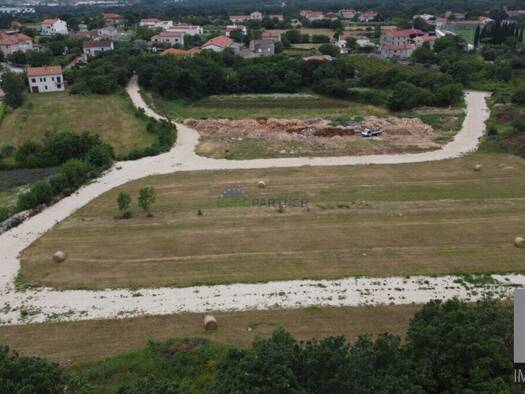 Gewerbegrundstück zum Kauf 12.320 m² Grundstück Rovinj 52210