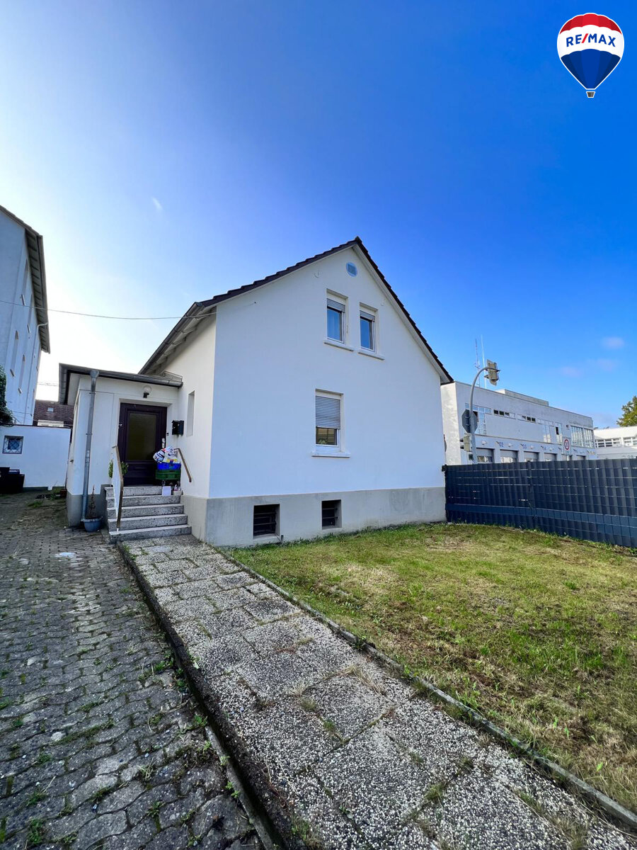 Mehrfamilienhaus zum Kauf 259.990 € 4 Zimmer 150 m²<br/>Wohnfläche 269 m²<br/>Grundstück Rehme Bad Oeynhausen 32547