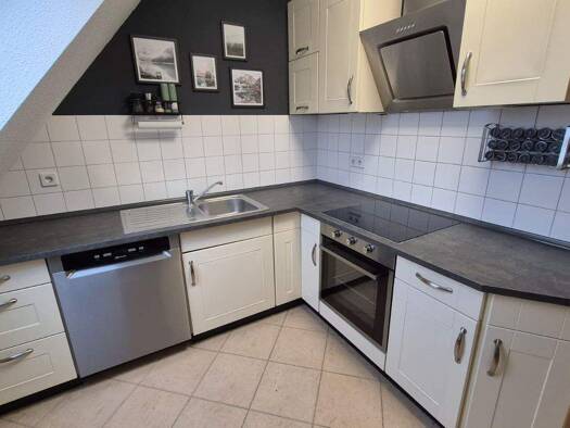 Wohnung zur Miete 300 € 2 Zimmer 52,6 m² 4. Geschoss frei ab 01.03.2026 Hans-Sachs-Straße 38 Lutherviertel Chemnitz 09126