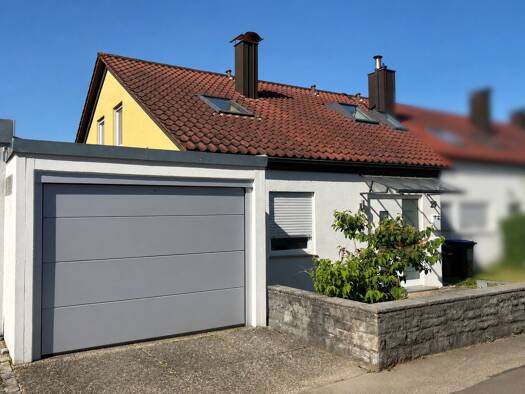 Wohnung zur Miete 950 € 4 Zimmer 81 m² frei ab sofort Winnenden 71364