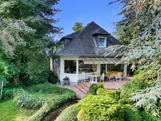 Einfamilienhaus zum Kauf 995.000 € 8 Zimmer 230 m² 1.068 m² Grundstück Schweinheim Bad Godesberg 53177