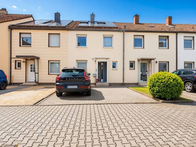 Reihenmittelhaus zum Kauf 529.950 € 4 Zimmer 107 m² 201 m² Grundstück Lechhausen Augsburg 86165