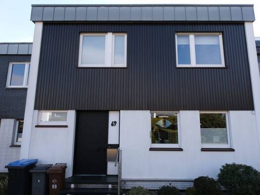 Reihenhaus zum Kauf provisionsfrei 350.000 € 4,5 Zimmer 120 m² 300 m² Grundstück Büttenberg Ennepetal 58256