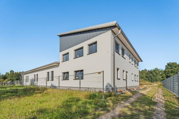 Lagerhalle zum Kauf - Erstbezug 710.000 € 450 m² Lagerfläche Wietzenbruch Celle 29225