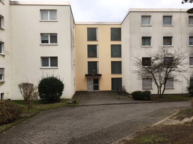 Wohnung zur Miete nur mit Wohnberechtigungsschein 334,75 € 2 Zimmer 63 m²<br/>Wohnfläche 1.<br/>Geschoss 16.11.2024<br/>Verfügbarkeit Am Rain 2 Nordviertel Marburg 35039