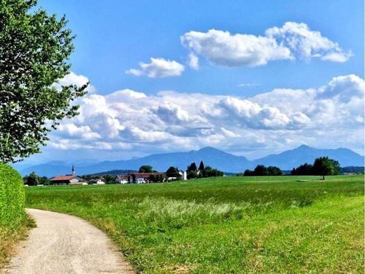 Villa zum Kauf 3.150.000 € 13 Zimmer 586 m² 600 m² Grundstück Traunreut 83301