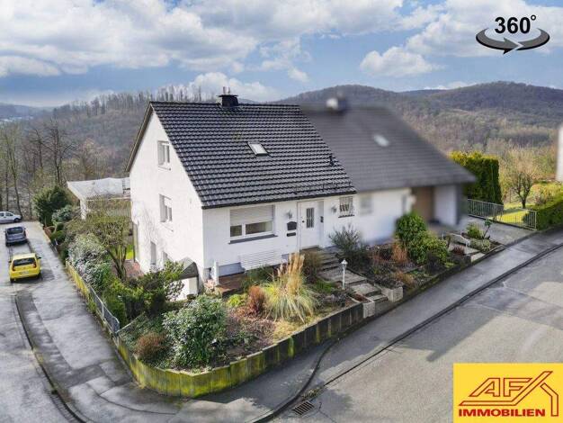 Doppelhaushälfte zum Kauf 223.000 € 3 Zimmer 116 m² 278 m² Grundstück Arnsberg 59821