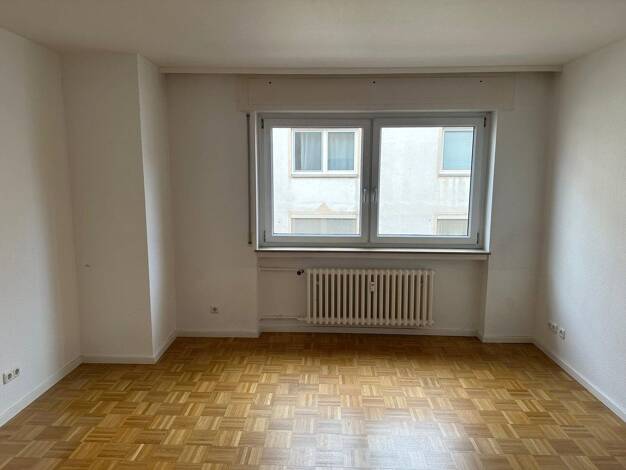 WG-Zimmer zur Miete auf Zeit 520 € 36,1 m² 2. Geschoss frei ab 01.09.2026 Altstadt Mainz 55116