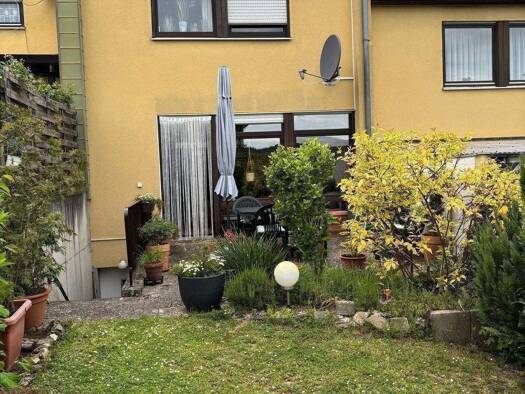 Reihenmittelhaus zum Kauf 280.000 € 5 Zimmer 128 m² 201 m² Grundstück Oberlauda Lauda-Königshofen 97922