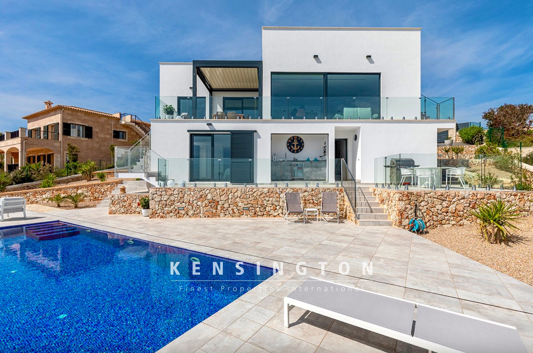 Villa zum Kauf 3.950.000 € 4 Zimmer 324 m²<br/>Wohnfläche 1.120 m²<br/>Grundstück Cala Murada 07668