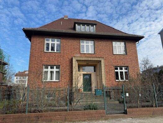 Villa zum Kauf 10,5 Zimmer 330 m² 1.381 m² Grundstück Schmellwitz Cottbus 03044
