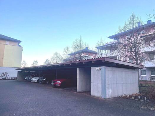 Garage/Stellplatz zur Miete 40 € Potsdamer Straße Ströbitz Cottbus 03046