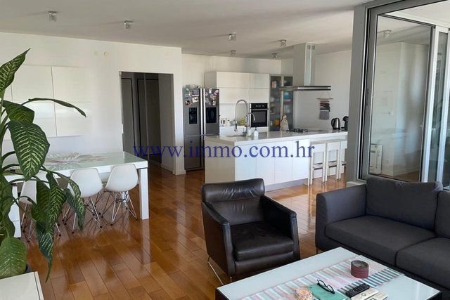 Wohnung zum Kauf 750.000 € 4 Zimmer 130 m²<br/>Wohnfläche Split