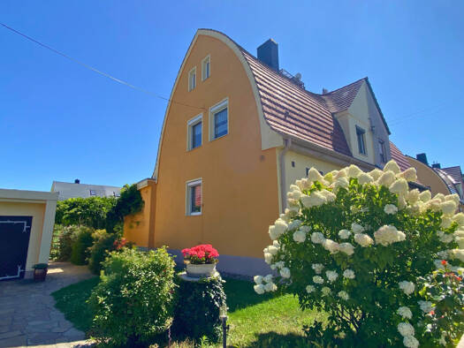 Doppelhaushälfte zum Kauf 150.000 € 4 Zimmer 100,7 m² 480 m² Grundstück Neugröba Riesa 01587