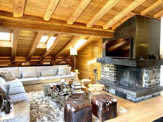 Studio zur Miete 6 Zimmer 200 m² Saanen 3792