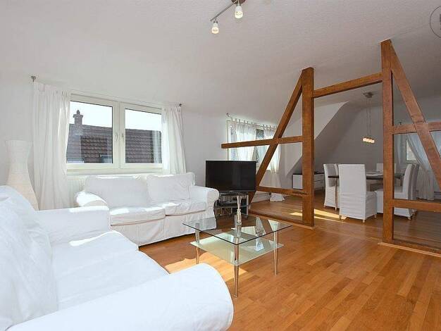 Wohnung zur Miete Wohnen auf Zeit 1.540 € 2,5 Zimmer 70 m² frei ab 01.02.2026 Ost Stuttgart 70184