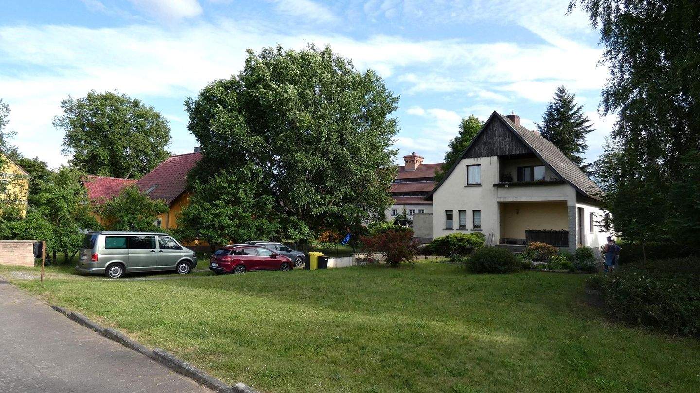 Immobilie in Lohsa - Łaz - Einfamilienhaus in Traum-Lage am Fluß zwischen 2 Seen, günstiger Preis wegen erheblichen Modernisierungsbedarf - Bild 4
