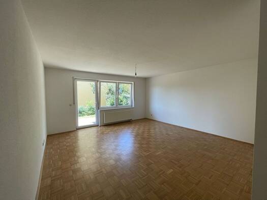 Wohnung zur Miete 720 € 2 Zimmer 60 m² Geschoss EG/3 frei ab sofort Waldbüttelbrunn 97297