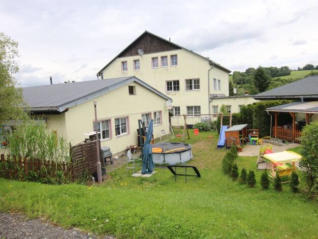 Mehrfamilienhaus zum Kauf 1.087.000 € 54 Zimmer 1.417 m² 6.135 m² Grundstück Schlettau 09487