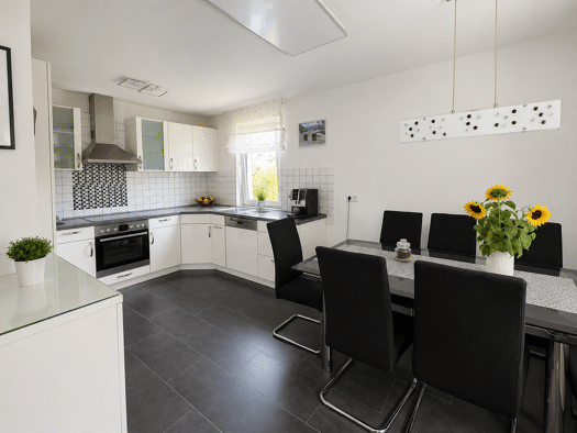 Mehrfamilienhaus zum Kauf 595.000 € 11 Zimmer 260 m² 359 m² Grundstück Kirchheim am Neckar 74366