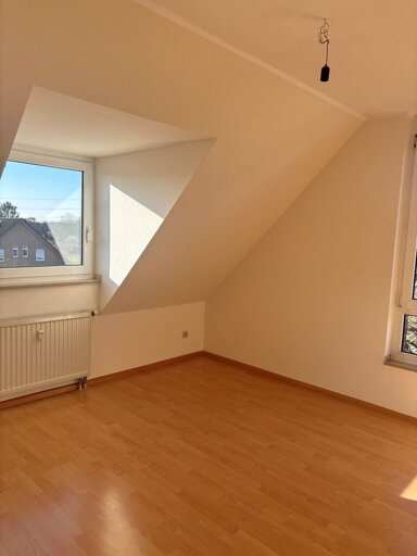 Wohnung zur Miete 1.059 € 3,5 Zimmer 97,2 m² 2. Geschoss Isselweg 6 Strümp Meerbusch 40670