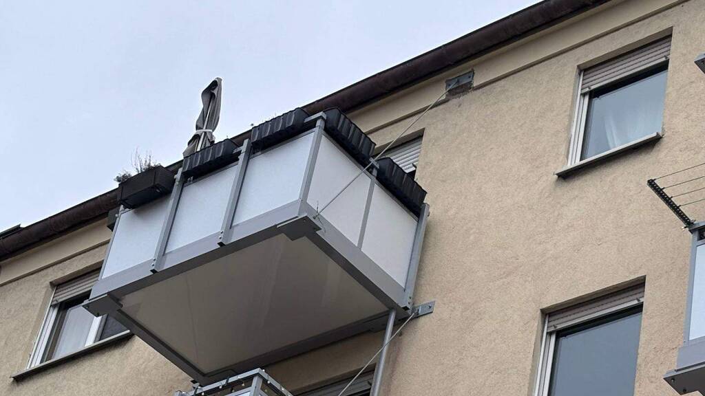 Wohnung zur Miete 710 € 3 Zimmer 62 m² 4. Geschoss frei ab sofort Steinbühl Nürnberg 90443