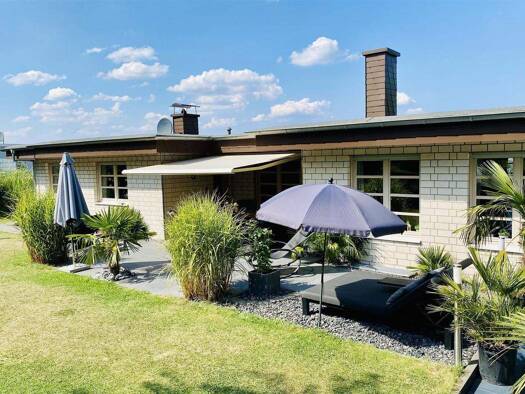 Einfamilienhaus zum Kauf 975.000 € 6 Zimmer 250 m² 1.050 m² Grundstück Holthausen Hattingen 45527