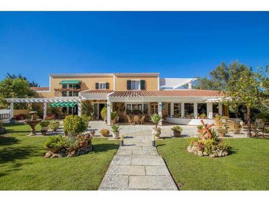 Villa zum Kauf 2.470.000 € 5 Zimmer 572 m² 3.751 m² Grundstück Maó 07712