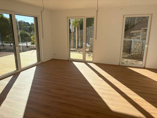 Wohnung zur Miete 1.500 € 4 Zimmer 107 m² EG frei ab sofort Coburg Coburg 96450