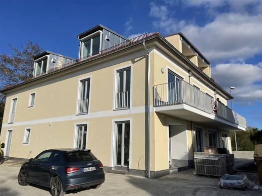 Wohnung zur Miete 740 € 2 Zimmer 62 m² 1. Geschoss frei ab 01.11.2026 Ingolstädter Straße 42 Neuburg Neuburg an der Donau 86633