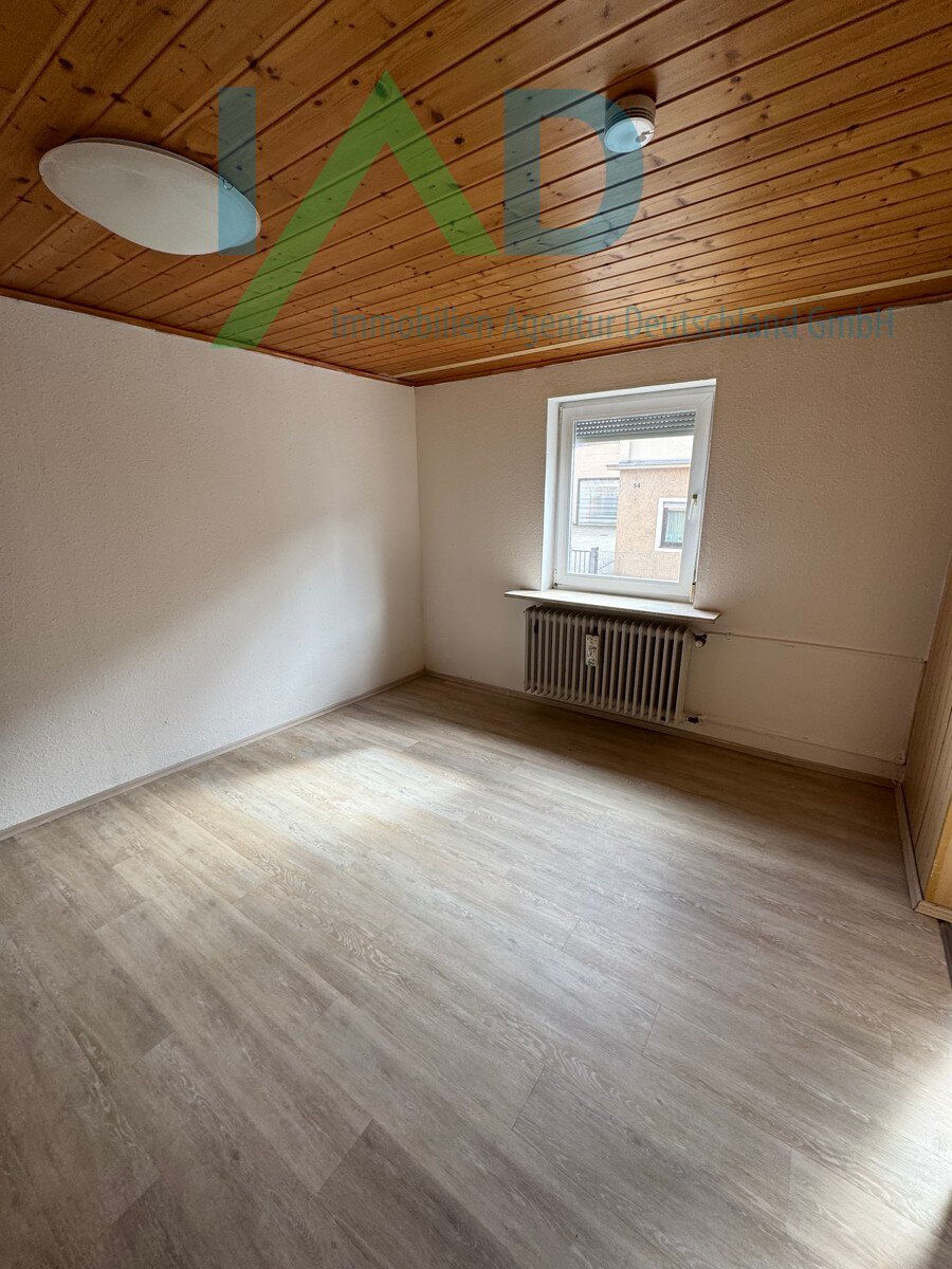 Mehrfamilienhaus zum Kauf 330.000 € 10 Zimmer 190 m²<br/>Wohnfläche 250 m²<br/>Grundstück Bolheim Herbrechtingen / Bolheim 89542