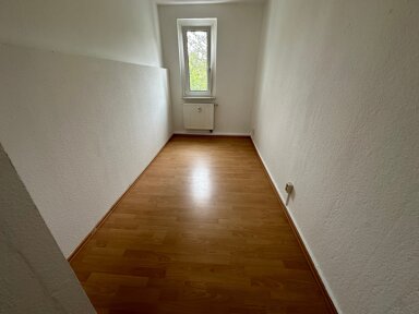 Wohnung zur Miete 599 € 5 Zimmer 100 m² 3. Geschoss Nestlerstr. 27 Reichenbrand 862 Chemnitz 09117