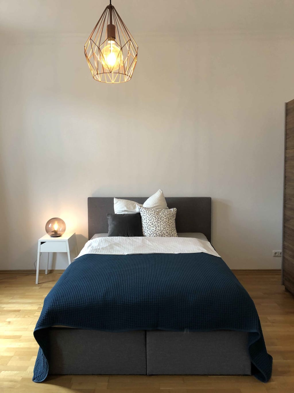 Wohnung zur Miete Wohnen auf Zeit 890 € 3 Zimmer 22 m²<br/>Wohnfläche 04.03.2025<br/>Verfügbarkeit Petterweilstraße Bornheim Frankfurt am Main 60385