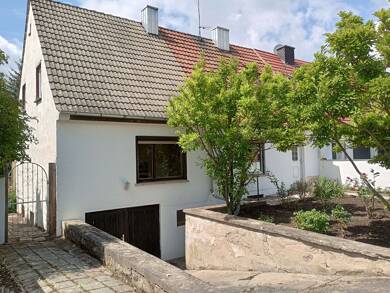 Doppelhaushälfte zum Kauf 285.000 € 8 Zimmer 159,5 m² 611 m² Grundstück frei ab sofort Lenaustr. 4 Oberweimar Weimar 99425