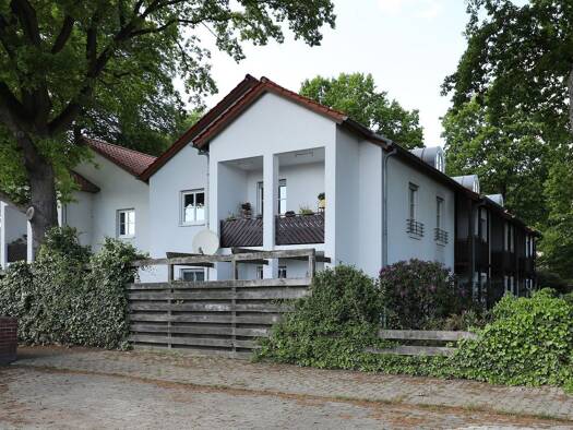 Wohnung zur Miete nur mit Wohnberechtigungsschein 296 € 2 Zimmer 61,1 m² 1. Geschoss frei ab sofort Gothaer Straße 12 Ehmen Ehmen - Mörse 38442