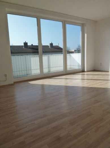 Wohnung zur Miete 880 € 4 Zimmer 92 m²<br/>Wohnfläche 1.<br/>Geschoss 01.02.2025<br/>Verfügbarkeit Herzogenaurach 2 Herzogenaurach 91074