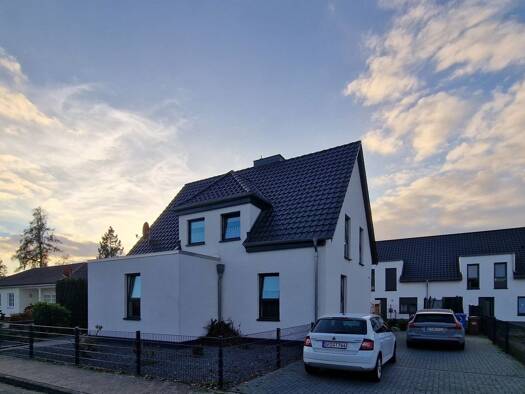 Einfamilienhaus zum Kauf 450.000 € 7 Zimmer 140 m² 460 m² Grundstück Dannenbüttel Sassenburg 38524