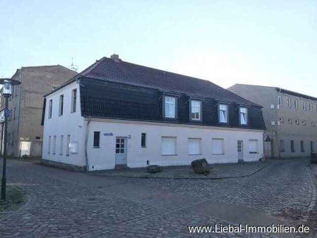 Wohnung zur Miete 380 € 2 Zimmer 45 m² Neustrelitz Neustrelitz 17235