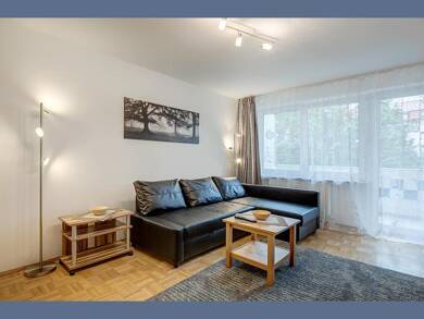 Wohnung zur Miete Wohnen auf Zeit 2.050 € 2 Zimmer 52 m² St. Paul München 80336