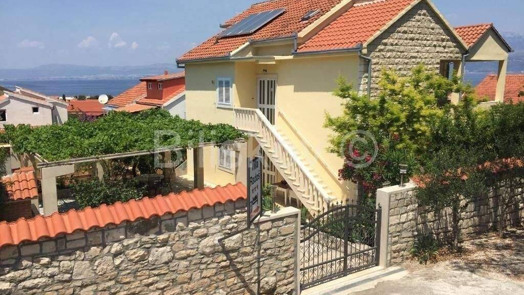 Haus zum Kauf 650.000 € 9 Zimmer 375 m² Supetar