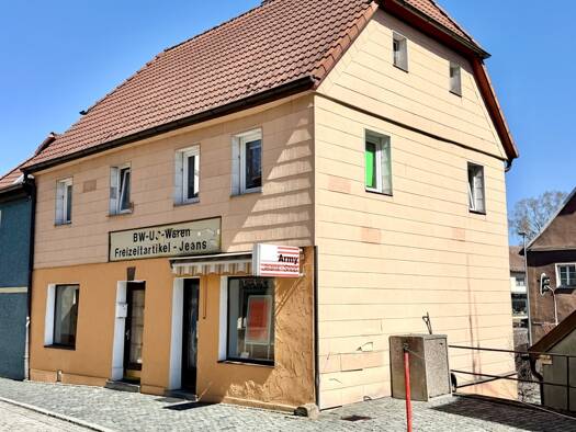 Einfamilienhaus zum Kauf 89.000 € 5 Zimmer 60 m² 139 m² Grundstück Creußen Creußen 95473