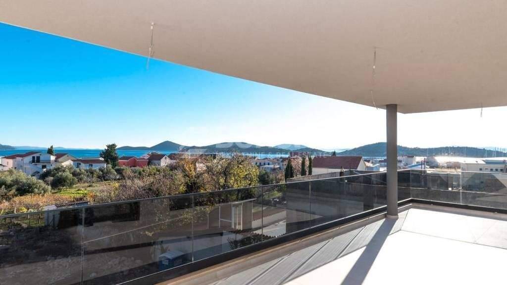 Wohnung zum Kauf 409.000 € 4 Zimmer 133 m² 2. Geschoss Tribunj Tribunj