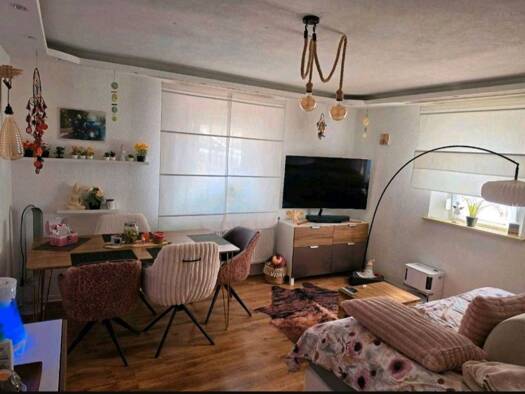 Wohnung zur Miete 800 € 1 Zimmer 48 m² Geschoss EG/1 frei ab 12.09.2026 Obertürkheim Stuttgart 70329