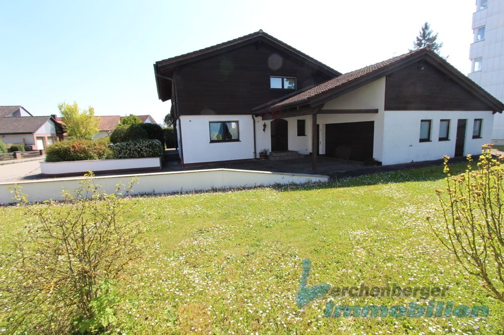 Einfamilienhaus zum Kauf 480.000 € 4 Zimmer 181 m²<br/>Wohnfläche 1.357 m²<br/>Grundstück Plattling Plattling 94447