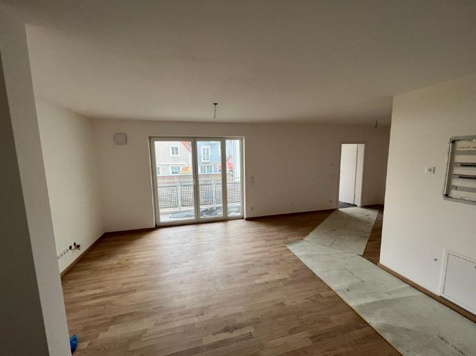 Wohnung zur Miete 1.050 € 2 Zimmer 53,5 m²<br/>Wohnfläche 1.<br/>Geschoss 31.01.2025<br/>Verfügbarkeit Kreuzstraße 1-1a Mammendorf Mammendorf 82291